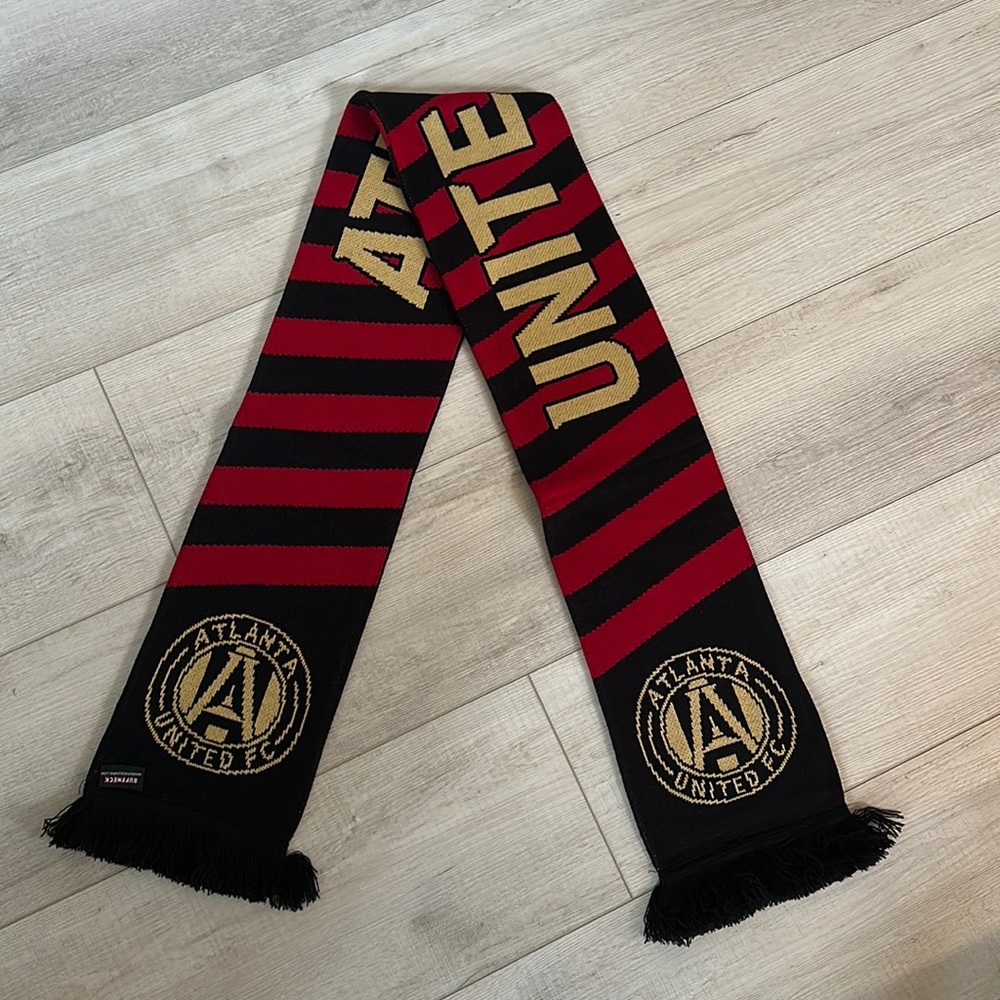 Atlanta United MLS Scarf NWOT